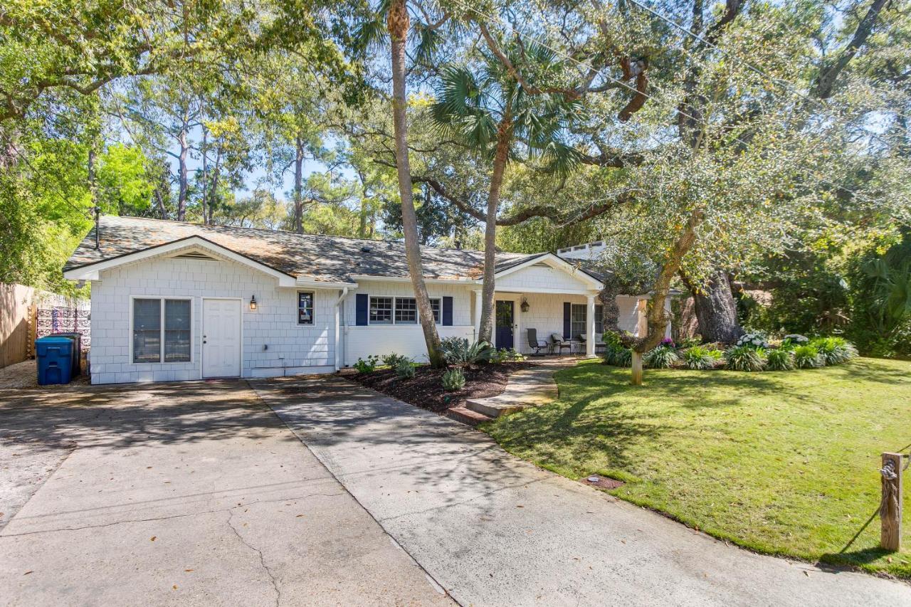 Spacious St Simons Island Vacation Rental With Pool! St. Simons Island Exterior foto